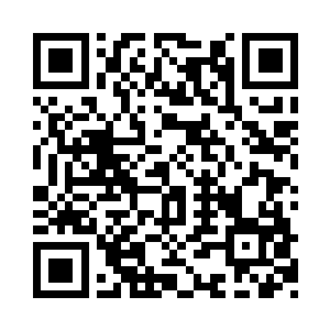 比如看能不能跟那个五律上尊合作一下啥的二维码生成