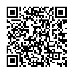 毕竟他可不相信珍妮弗是之后才和克里斯托弗搞上的二维码生成