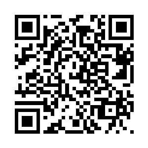 毕竟她曾在昨天问过他青眼石的下落二维码生成