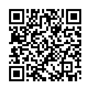 毫无保留地展现给即将从天而降下的男人二维码生成