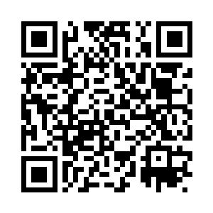 毫无防备的那架金发青年操控的机甲二维码生成