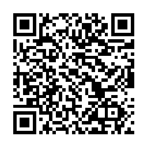 江大总裁非常不爽地瞪了斜倚在门框上的许昇炎一眼二维码生成