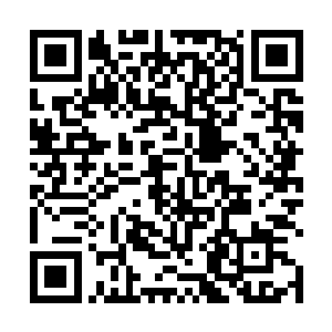 江少游就算是一动不动地站在那里让他们打上个几十枪二维码生成