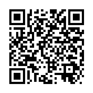 江帆在几处花丛找了找发现都不是二维码生成