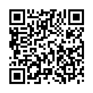 江帆在客厅的沙发上找到了外衣和外裤二维码生成