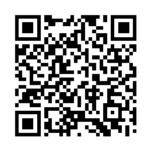 江芷微和阮玉书你一言我一语传音讨论二维码生成