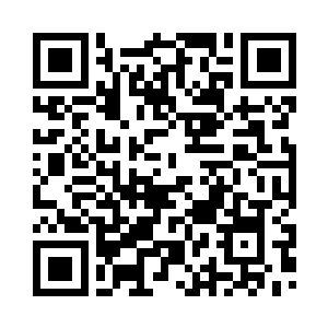 池枫从体院毕业之后先到学校教书二维码生成