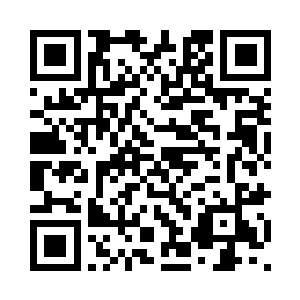 汪蔚然和边学道的手再次握在一起二维码生成