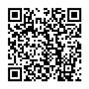 沈金斌符神皇取出一块毛巾在司空笛匹脸上狠狠的擦了擦二维码生成