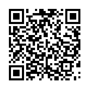 沉在自已思绪里的韩铖蓦然被这阵响声惊醒二维码生成