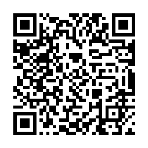 沐红颜恍惚中只感觉到一股强烈的男性气息扑面而来二维码生成