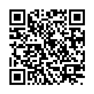 沙哑而带有磁性的声音从他的嘴里流敞出来二维码生成
