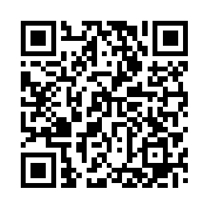 没多久又出现在了王府内的一处回廊二维码生成