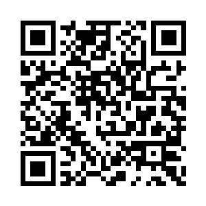 没头没脑就朝着自己身边这群俊俏男人打过来二维码生成