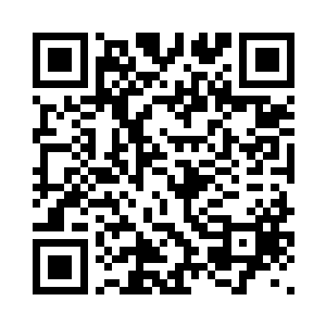 没想到就被他的徒弟用刀砍成两半二维码生成