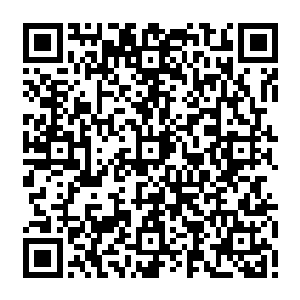 没有任何一个男人在知道自己的徒弟把他的初恋情人按倒在小树林里而毫无反应的二维码生成