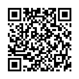 没有注意到身边不知道什么时候走来了一个人二维码生成