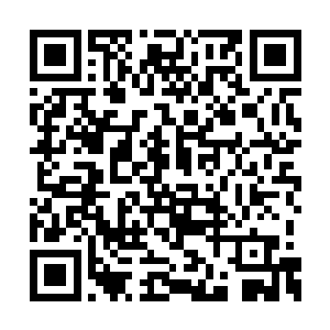 没过几分钟白奇雪和谷灵就从厕所里面走了出来二维码生成