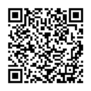 没过几天就在一个酒吧和一群飞车党成员发生了争执二维码生成