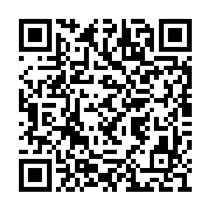 沿着曲径大约三百七十米处有几处土屋和竹草房二维码生成