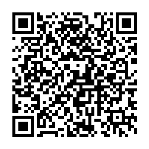 泉眼水在四台抽水机也抽了近一个小时这才慢慢的显到下面深深的石眼二维码生成