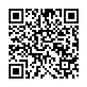 泊车小弟将那辆破旧的大众高尔夫开过来二维码生成