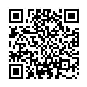 洛凌烟对着挂在旁边的一只沙包演练二维码生成