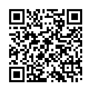 洛悠悠强烈忍住要拍开洛瑞棋爪子的冲动二维码生成