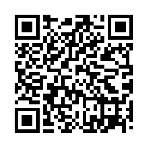 洪剑门的门主说完直接扔给了夏天一块令牌二维码生成