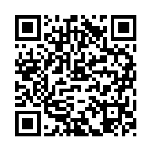 派个俄罗斯姑娘偷偷跟她聊几句挑拨一下二维码生成