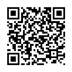 流墨墨也没有再与血幽紫纠结这茬二维码生成