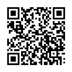 流墨墨却是盯着那即使被颜洛儿小心控制二维码生成