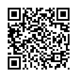 流墨墨惊疑的伸手捡起黑色的辉晶精二维码生成