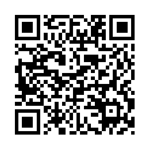 浑然不知自己已经被两个死神牢牢盯上二维码生成