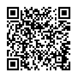 浑身杀气腾腾地朝着那头戴金角盔的汉人将领悍然逼近二维码生成