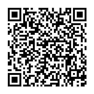 浑身直打哆嗦……望着教室里那些一个个一直很看不起他的学生们二维码生成