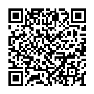 浓重的黑色眼线代替了原先那精巧美丽的桃花妆二维码生成