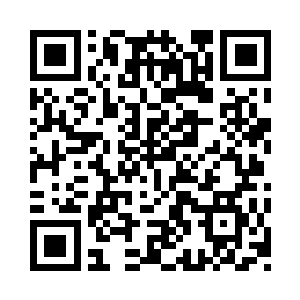 浩浩荡荡十多个人一起杀进了花都的大厅二维码生成