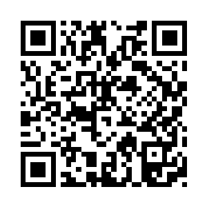 浩瀚的战场在他面前形成一片缩小的光幕二维码生成