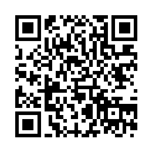 海丝拉着醒心的手直接上了方言的车二维码生成