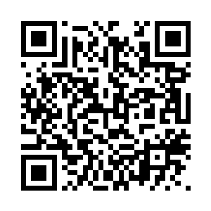 海勒在黑铁之堡里面的话提醒了张铁二维码生成