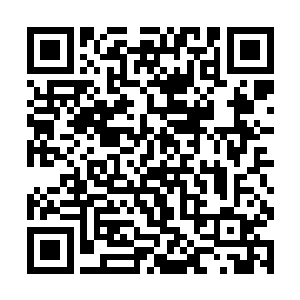 淑妃再也顾不得床上的两人此时正难舍难分地缠绵着二维码生成