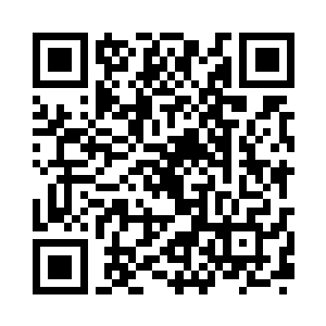 淡淡的看着苏小爱……她这次没让他欣赏裸二维码生成