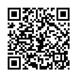 深邃的黑暗中幽幽地传出了毒窟老人的声音二维码生成