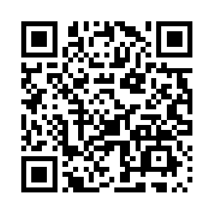 清澈深邃的眼中充满了回忆神往的神色二维码生成