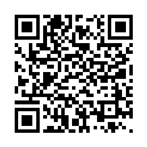 清脆的声响如一记闷锤砸在众人心上二维码生成