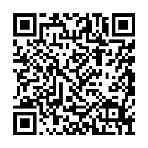 渔家的炊烟从一些水中央泊驻的渔舟上袅袅升起二维码生成