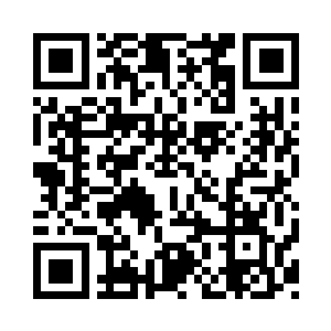 温启莲猛地抓住身边一个并不认识的记者二维码生成