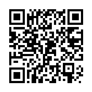 温老一脸悠闲的享受着机器人的服务二维码生成