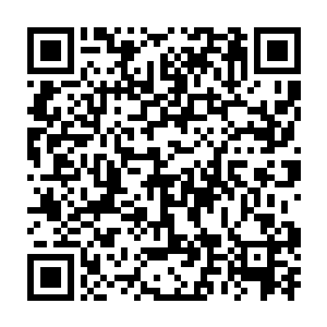 满室充满着不知名的药水味道和俩人之间越加严重的粉色气息……二维码生成